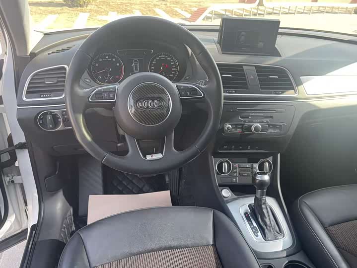 Audi Q3 2018 30 35 TFSI — фото 19