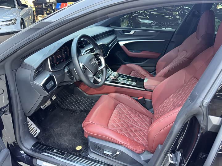 Audi A7L 2024 55 TFSI quattro S-line — фото 7