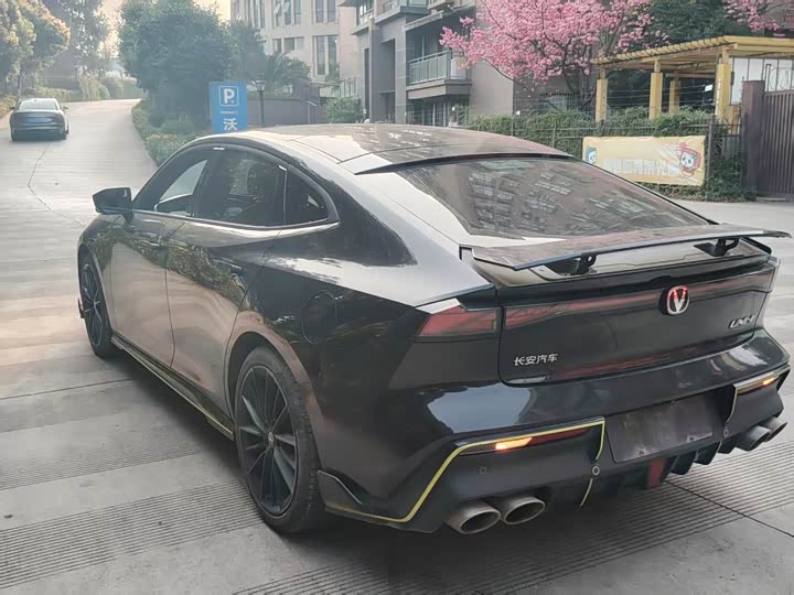 Changan UNI-V 2023 1.5 T — фото 9