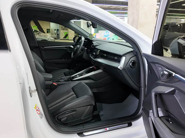 Audi A3 2021 A 3 L Limousine 35 TFSI Sport — фото 12