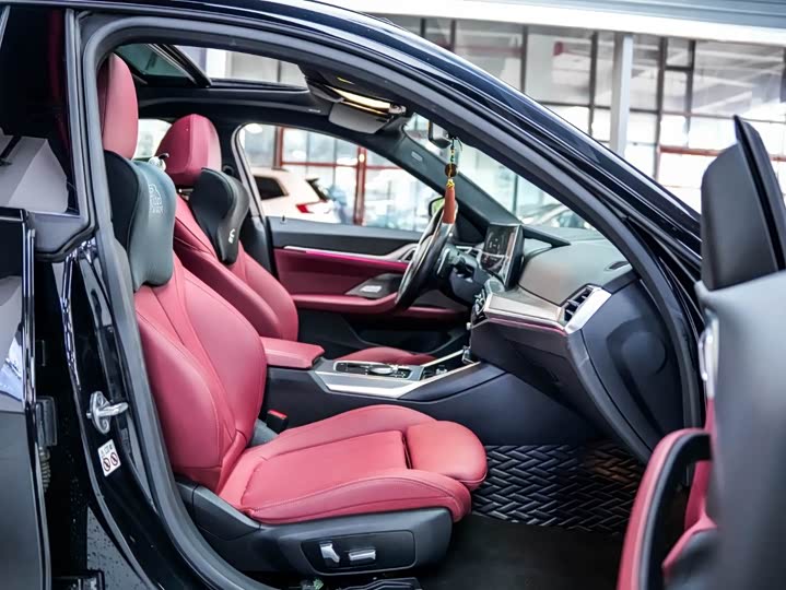 BMW 4-Series 2023 425i Gran Coupe M — фото 6