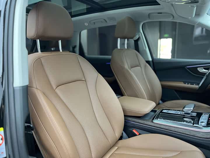 Audi Q7 2023 45 TFSI quattro S line Sport — фото 24