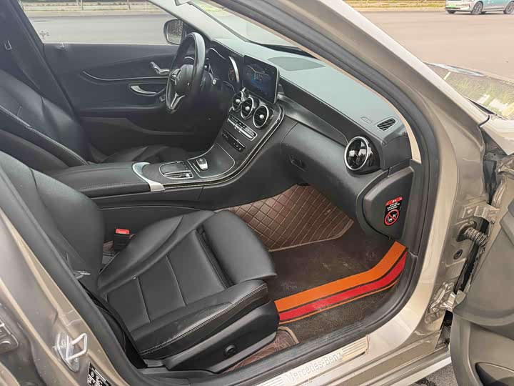 Mercedes-Benz C-Class 2019 C 180 L — фото 9