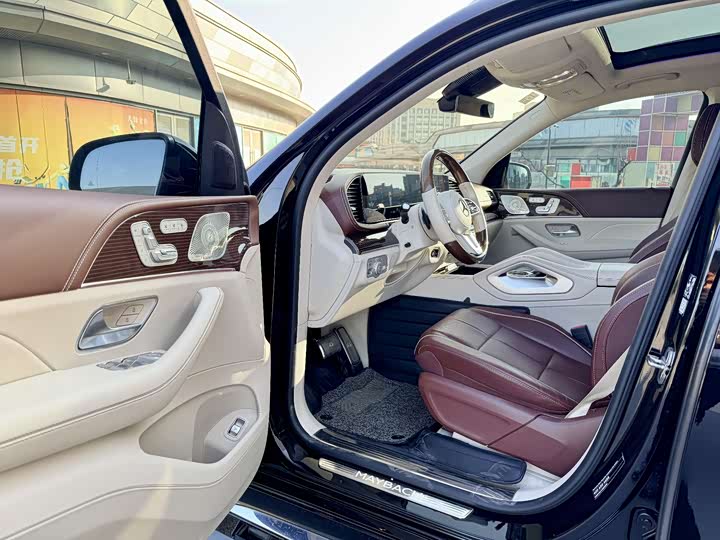 Maybach GLS 2021 GLS 480 4 MATIC — фото 9