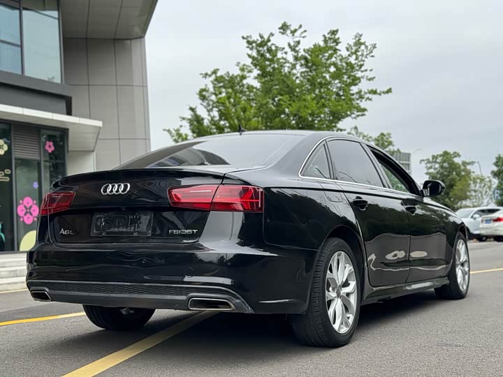 Audi A6L 2018 30 35 TFSI — фото 11