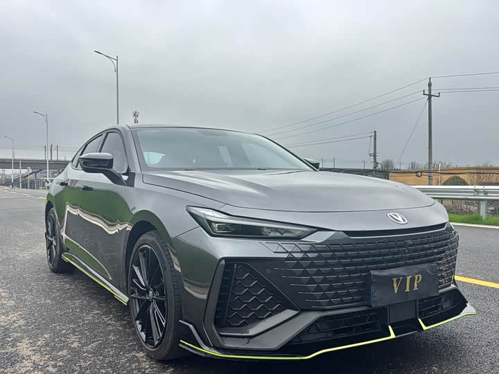 Changan UNI-V 2022 2.0 T — фото 3