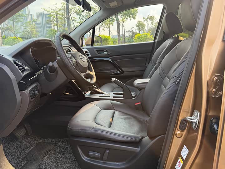 Trumpchi GS4 2015 200 T G-DCT — фото 9