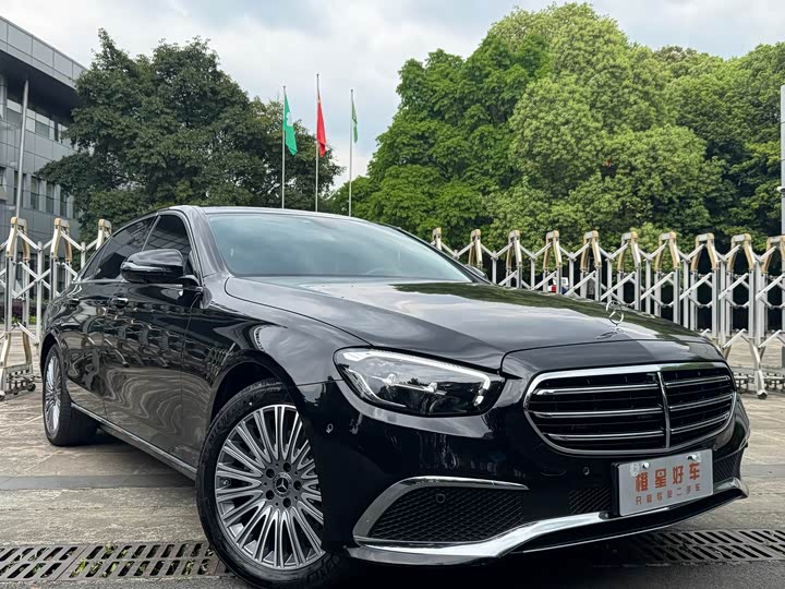 Mercedes-Benz E-Class 2023 E 300 L — фото 3