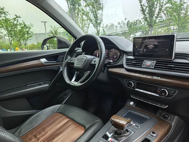 Audi Q5L 2020 40 TFSI — фото 11