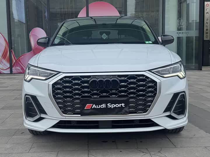 Audi Q3 Sportback 2020 40 TFSI — фото 2