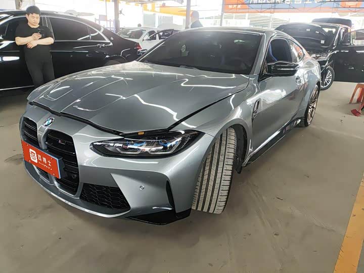 BMW M4 2024 M 4 M x Drive