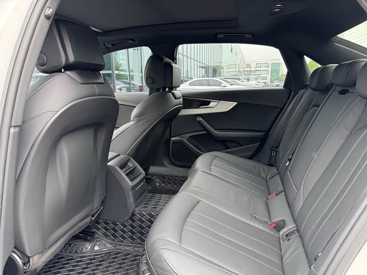 Audi A4L 40 TFSI стиль-динамик — фото 15