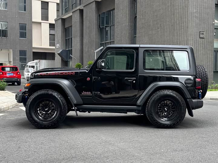 Jeep Wrangler — фото 5