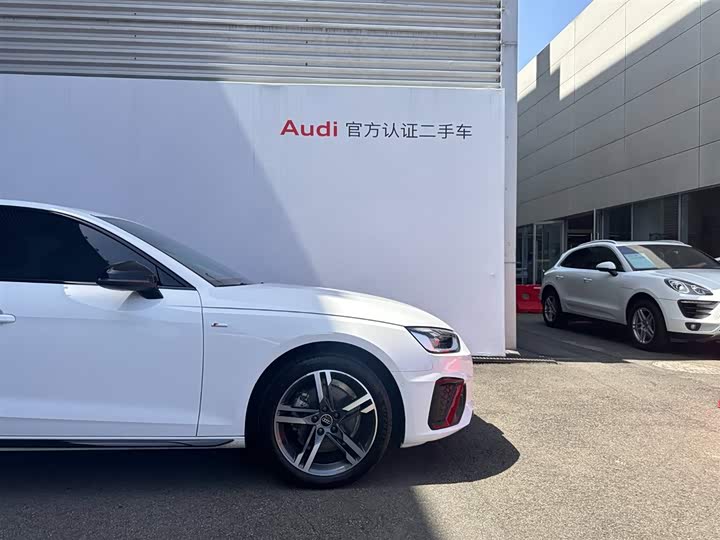 Audi A4L 2022 40 TFSI — фото 18