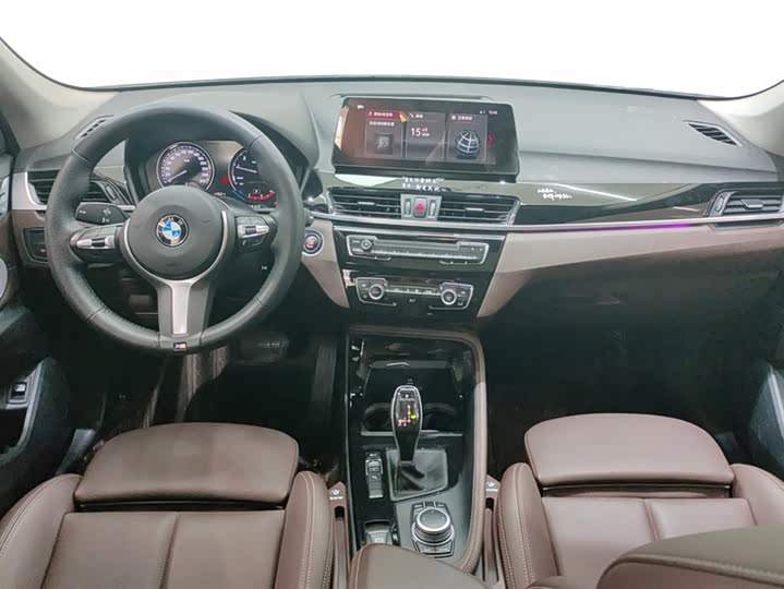 BMW X1 2021 s Drive 20 Li — фото 11