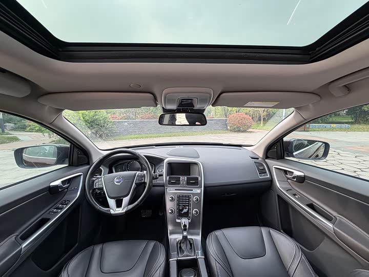 Volvo XC60 2016 T 5 AWD — фото 9