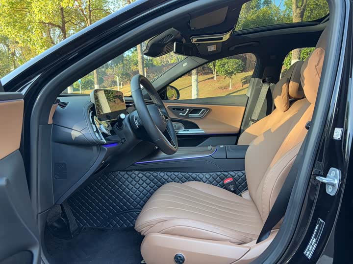 Mercedes-Benz E-Class 2025 E 300 L Luxury — фото 4