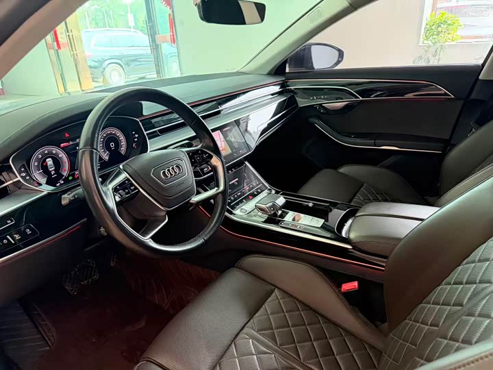 Audi A8 2021 A 8 L 55 TFSI quattro Luxury — фото 7
