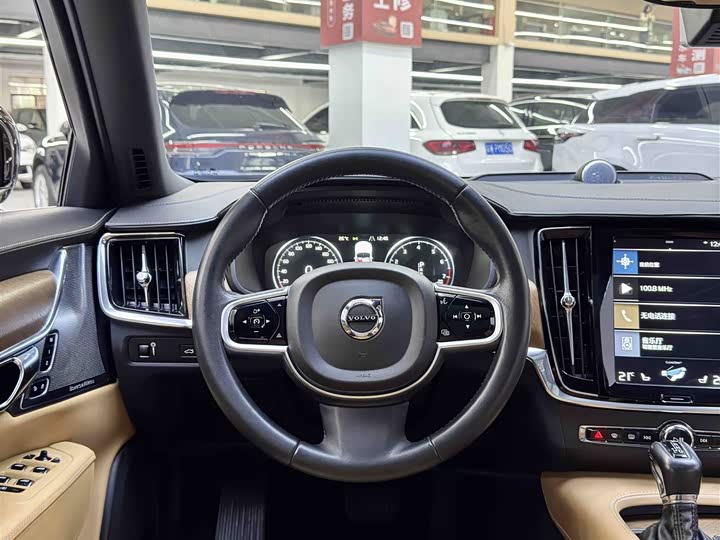 Volvo S90 2018 T 5 — фото 15