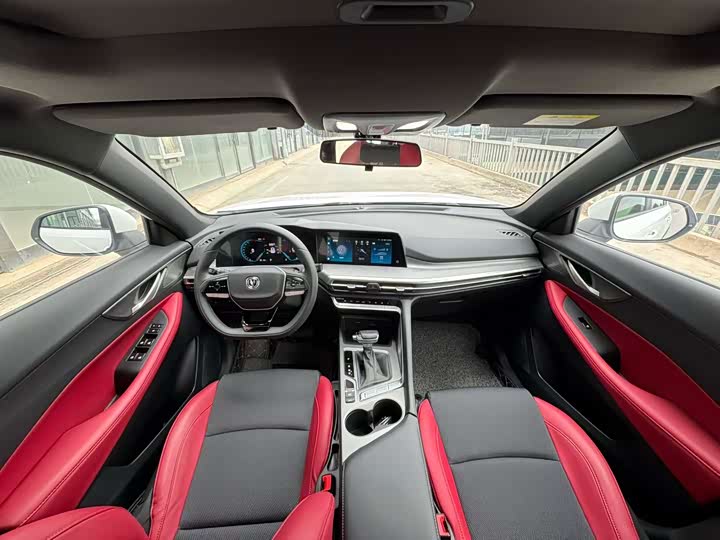 Changan CS35 PLUS 2023 1.4 T DCTLuxury — фото 8