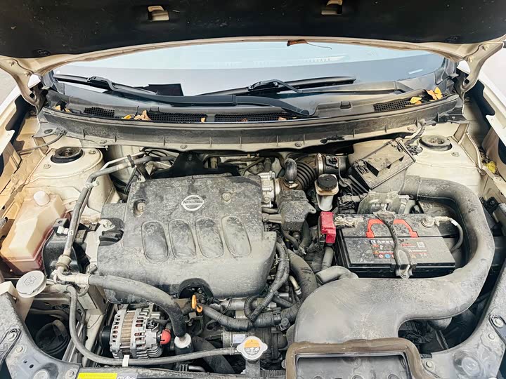 Dongfeng MX6 2016 2.0 L CVT 2 WD — фото 18