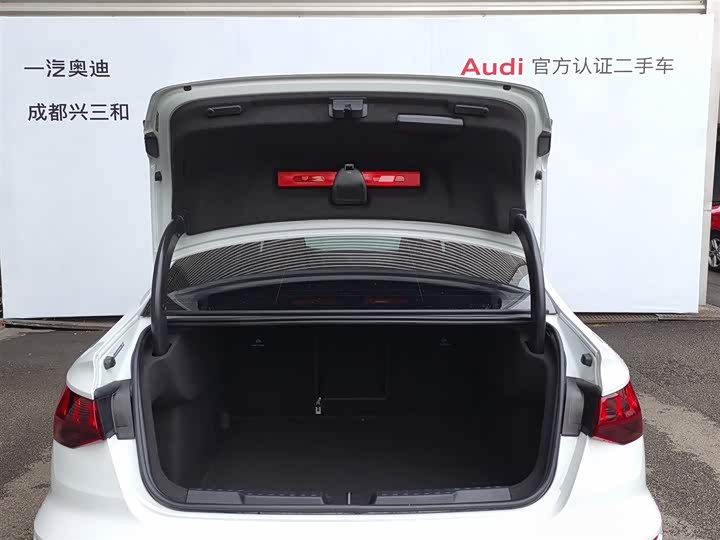 Audi A3 2024 A 3 L Limousine 35 TFSI Sport — фото 19