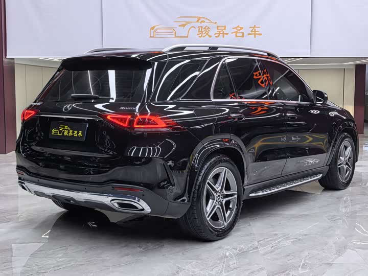 Mercedes-Benz GLE — фото 6