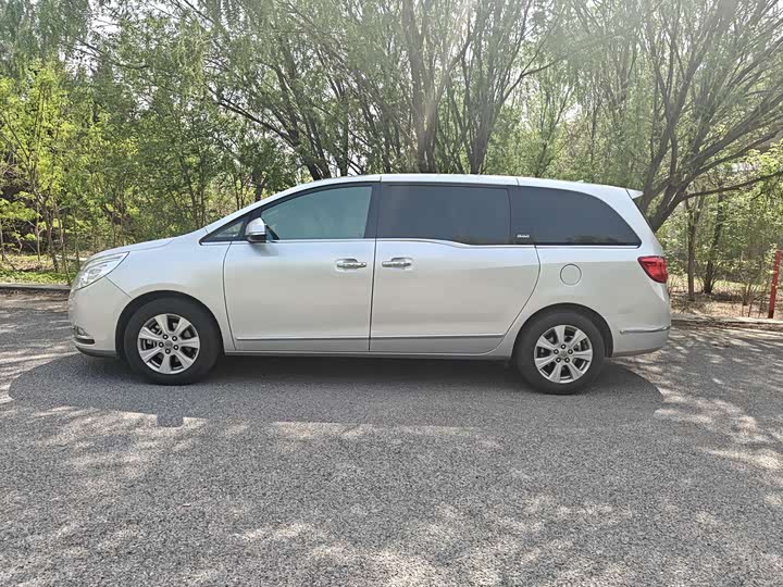 Buick GL8 3.0L XT флагман — фото 4