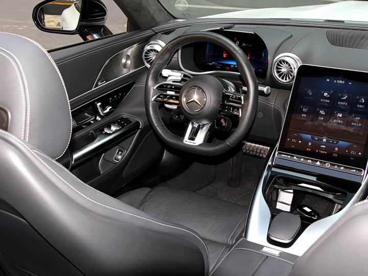 Mercedes-Benz SL-Class 2024 SL 43 — фото 16