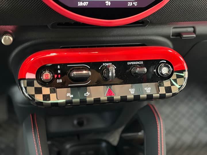 MINI Hatch — фото 16