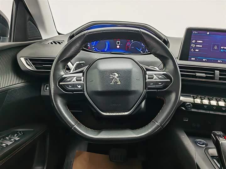 Peugeot 5008 2017 350 THP 7 — фото 11