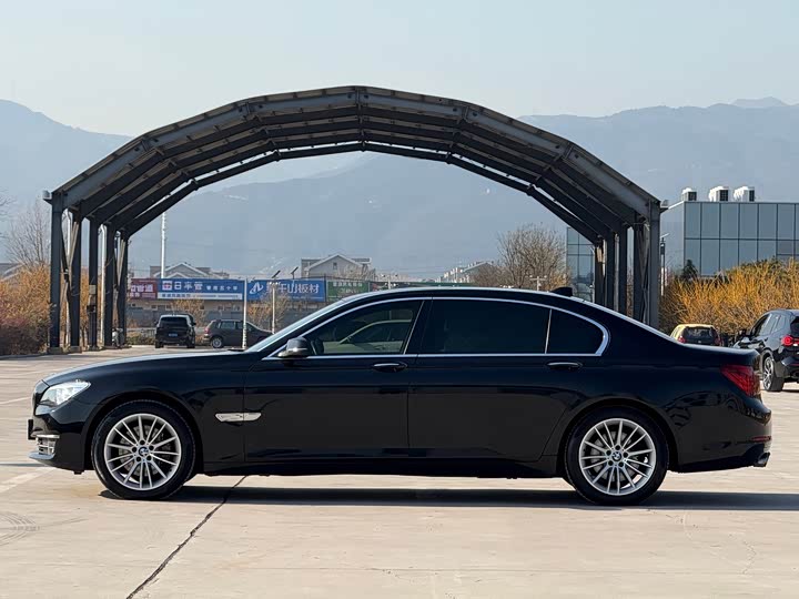 BMW 7-Series 2014 730 Li — фото 3