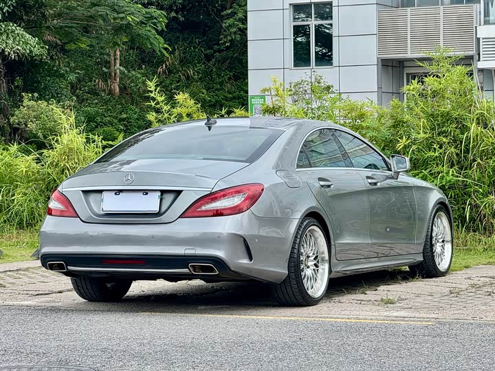Mercedes-Benz CLS 320 — фото 12