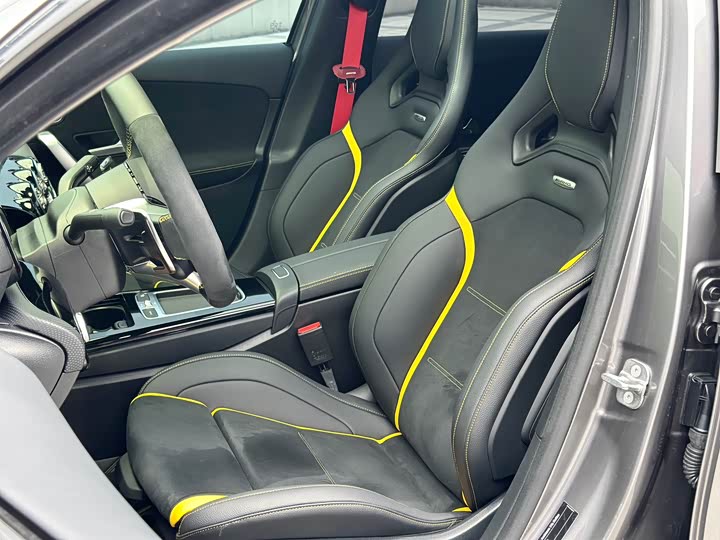 Mercedes-Benz A-Class 2024 AMG A 45 S 4 MATIC+ — фото 16