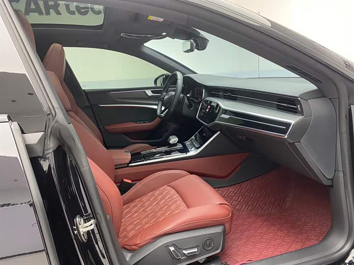 Audi A7L 2023 45 TFSI quattro S-line — фото 19