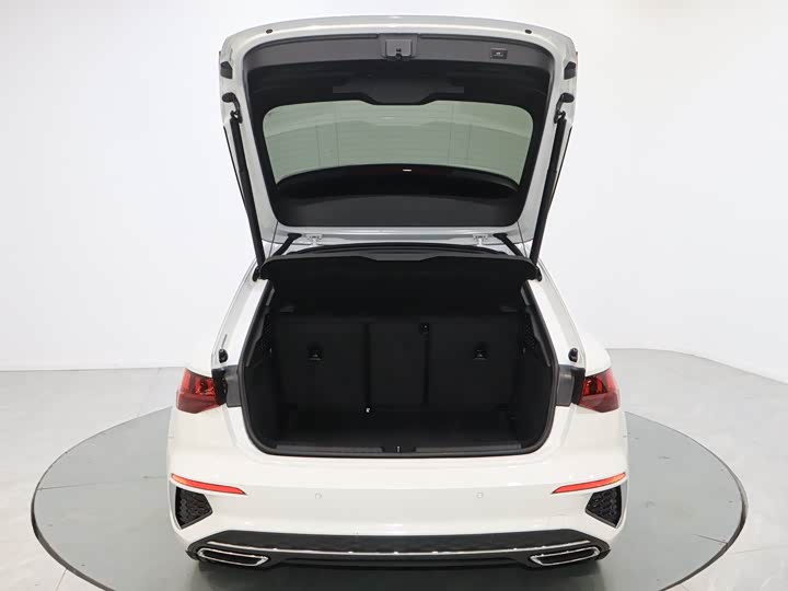 Audi A3 2022 Sportback 35 TFSI Sport — фото 11