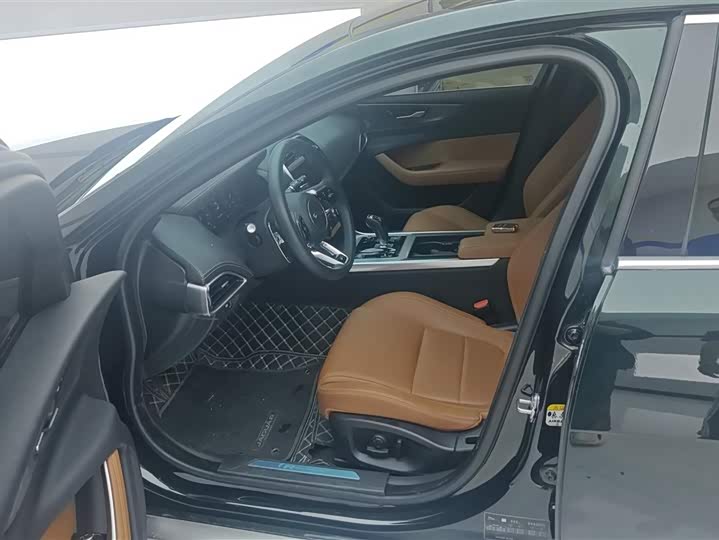 Jaguar XEL 2023 2.0 T 250 PS R-DYNAMIC S — фото 9
