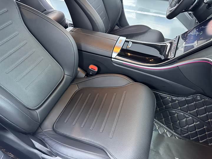 Mercedes-Benz C-Class 2024 C 260 L — фото 20