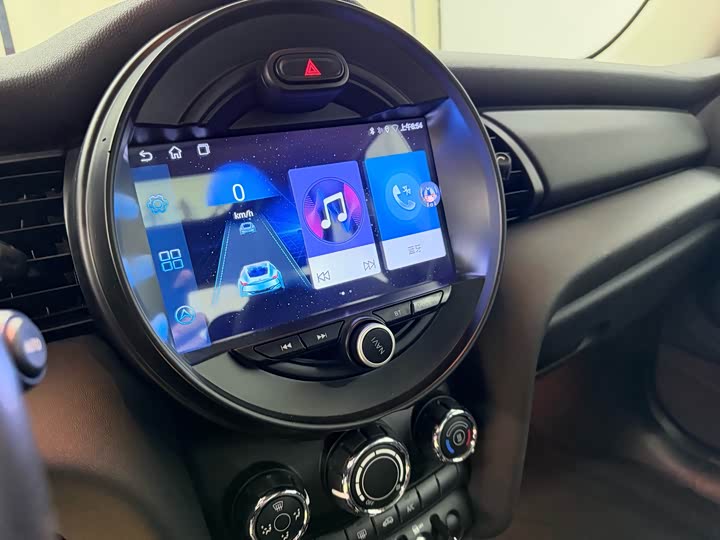 MINI Hatch — фото 12
