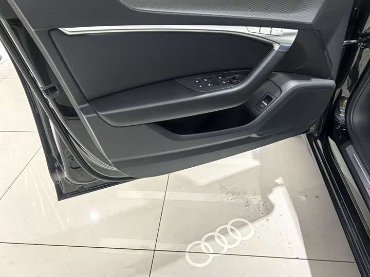 Audi A6L 2021 45 TFSI — фото 10