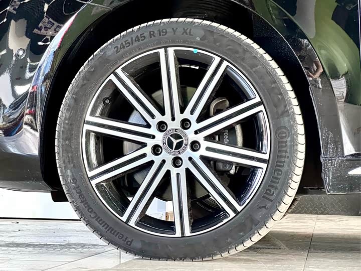 Mercedes-Benz V-Class 2022 V 260 L — фото 6