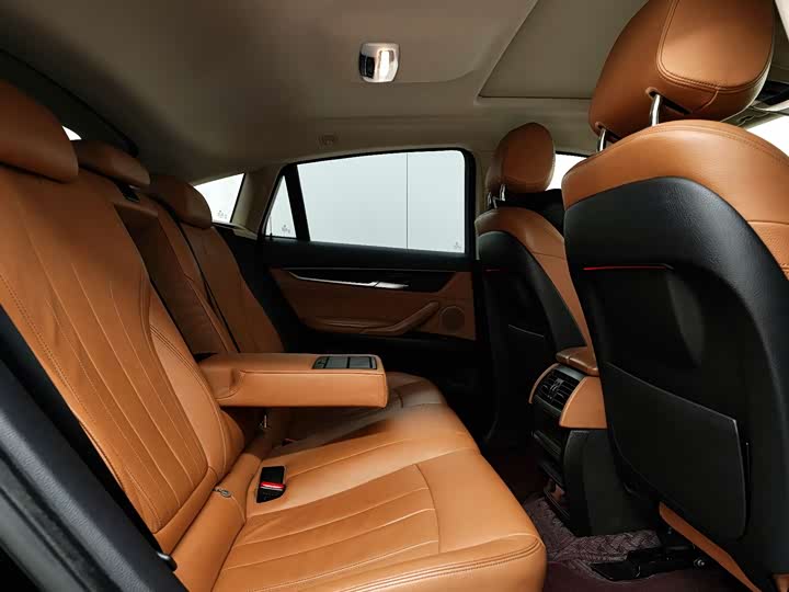 BMW X6 2017 x Drive 28i — фото 11