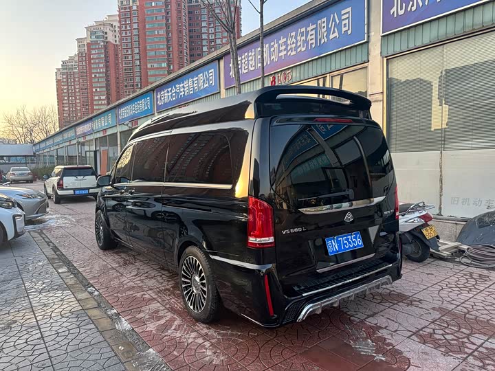 Mercedes-Benz V-Class 2018 V 260 L VI — фото 4