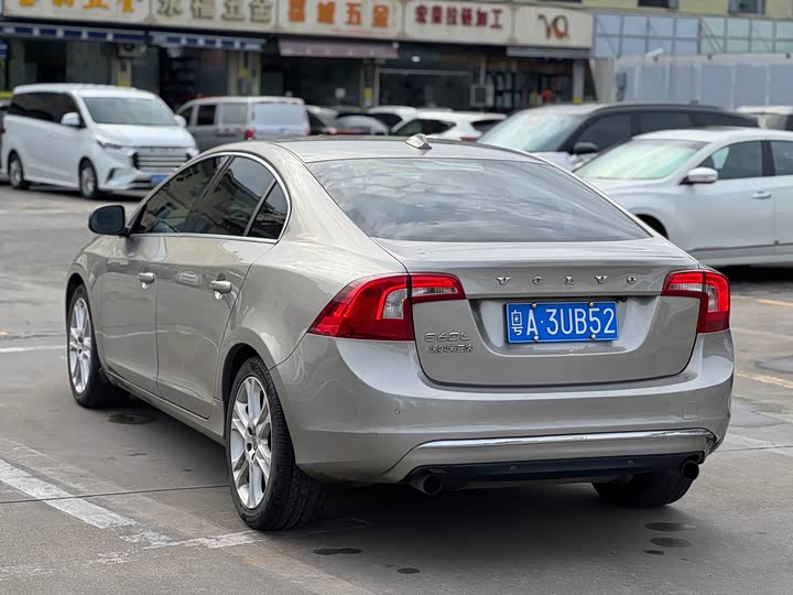 Volvo S60 2015 S 60 L 2.0 T — фото 4