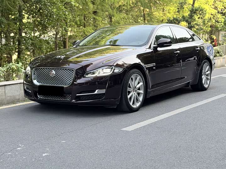 Jaguar XJ 2016 XJL 3.0 SC 4 WD — фото 9