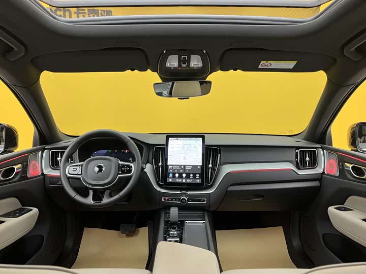 Volvo XC60 2026 B 5 4 WD — фото 20