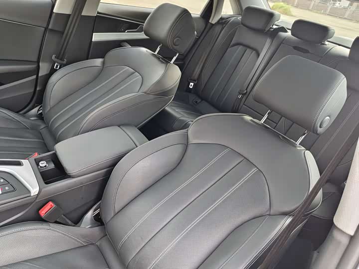 Audi A4L 2020 40 TFSI — фото 16