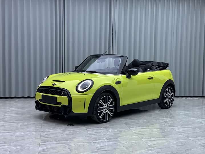 MINI Cabrio — фото 3