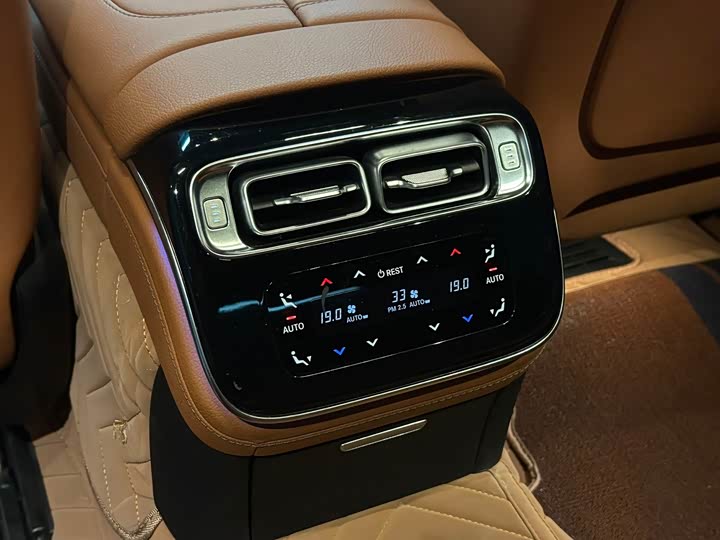 Mercedes-Benz S-Class S 400 L — фото 16
