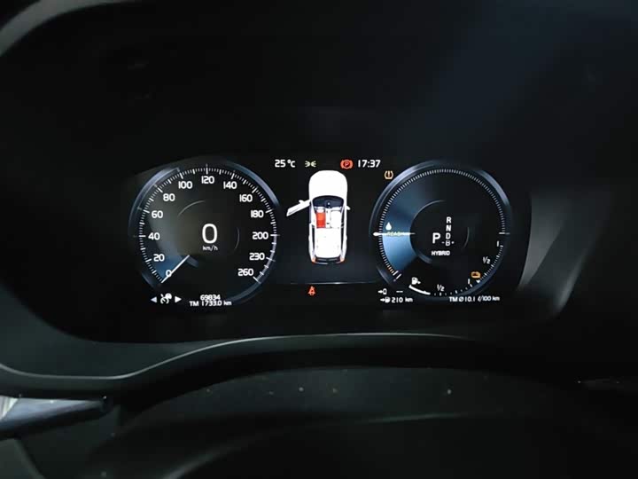 Volvo XC60 Hybrid 2021 T 8 E Hybrid — фото 12